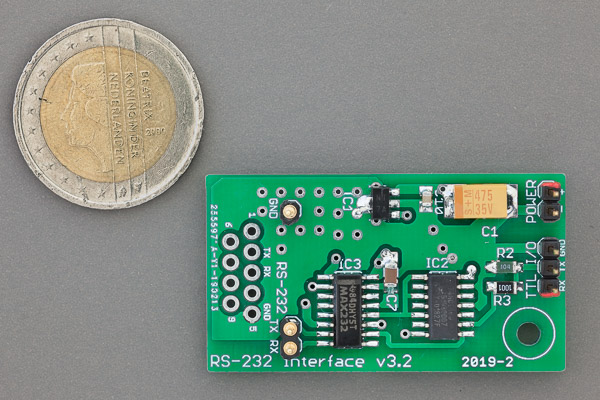 https://www.miedema.dyndns.org/co/2019/rb/clock/IMG_4919--RS-232-SMD-interface-print-v3.2---top-600pix.jpg