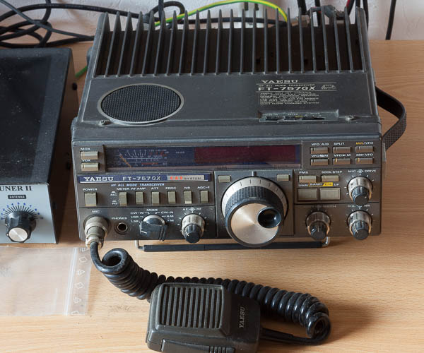 https://www.miedema.dyndns.org/co/2023/rene/IMG_2076__Yaesu_FT-757GX_-_front-600pix.jpg