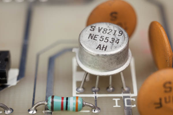 https://www.miedema.dyndns.org/co/2026/IMG_7932__Metal_can_NE5534_in%20Marconi_2018-600pix.jpg