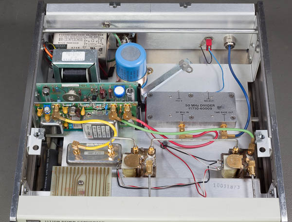 https://www.miedema.dyndns.org/co/2026/hp11710b/IMG_4794__HP_11710B_-_interior_from_front-600pix.jpg